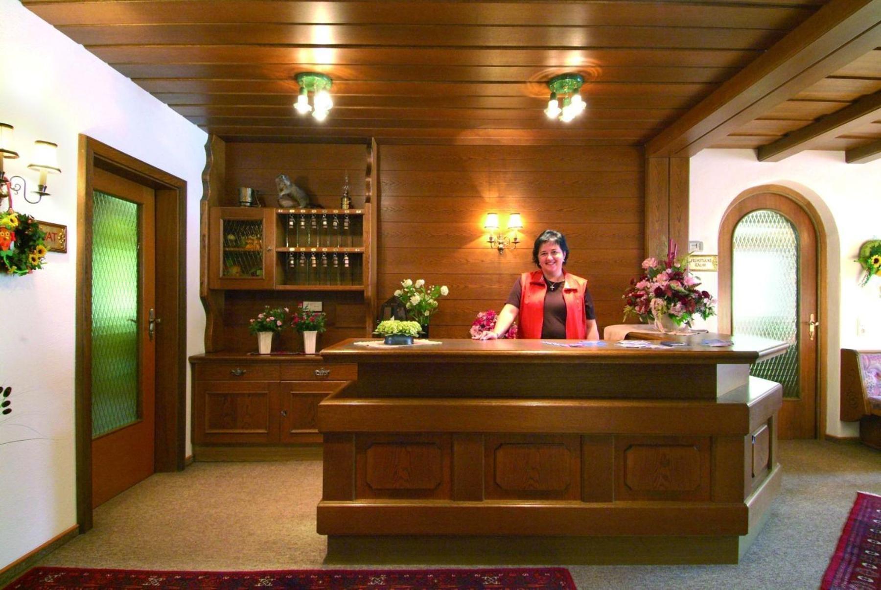 Hotel Garni Val-Sinestra Ишгль Экстерьер фото
